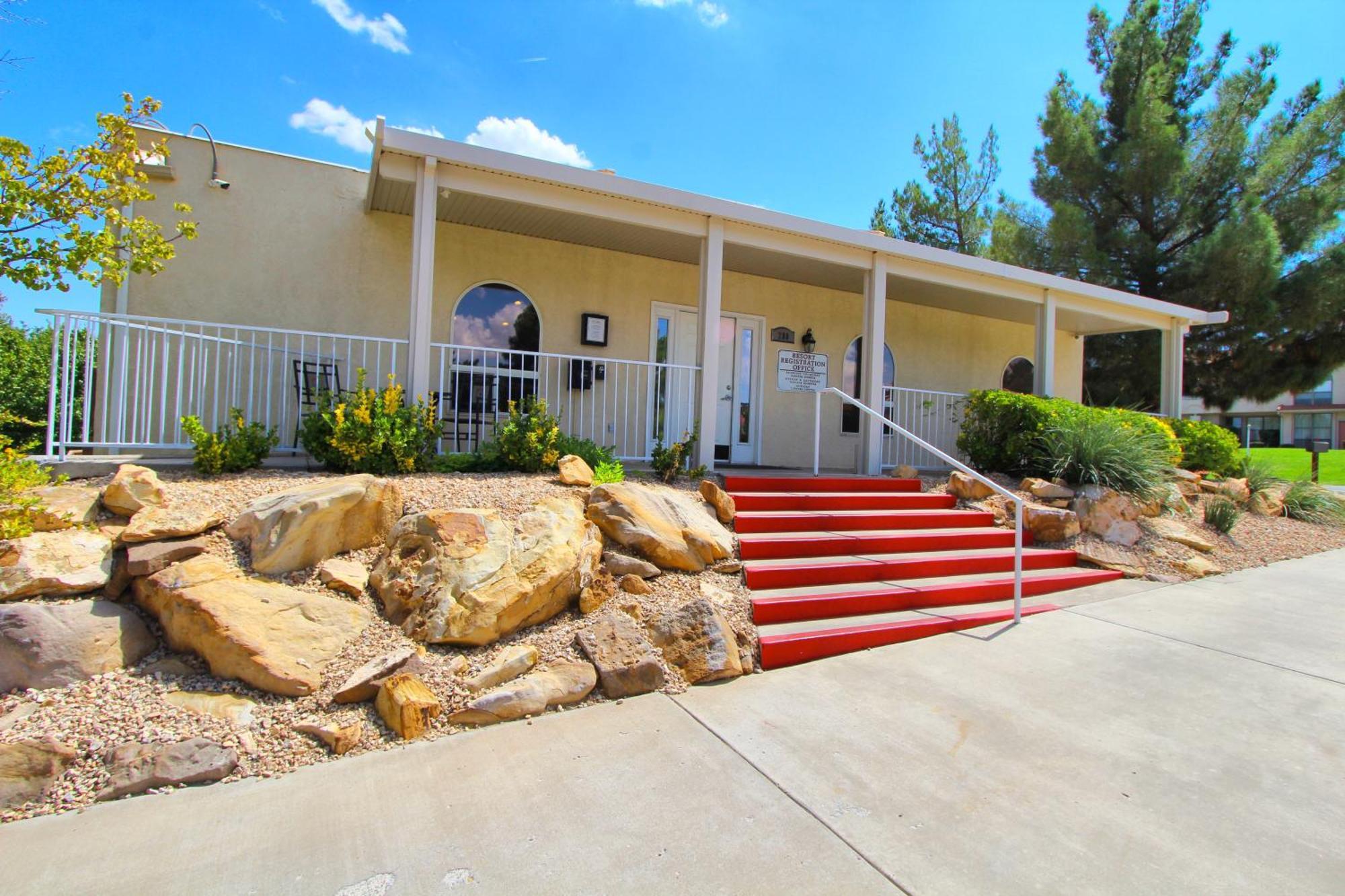 Villas At Southgate St. George Exterior photo